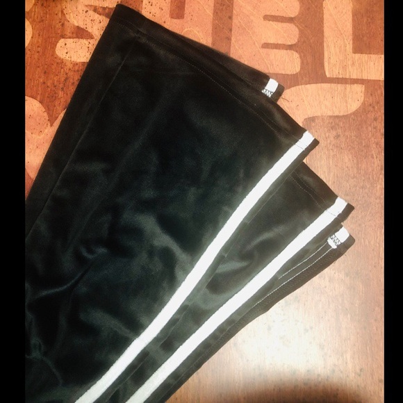 Sugar Thrillz Velour Pant Set NWT - Picture 9 of 12